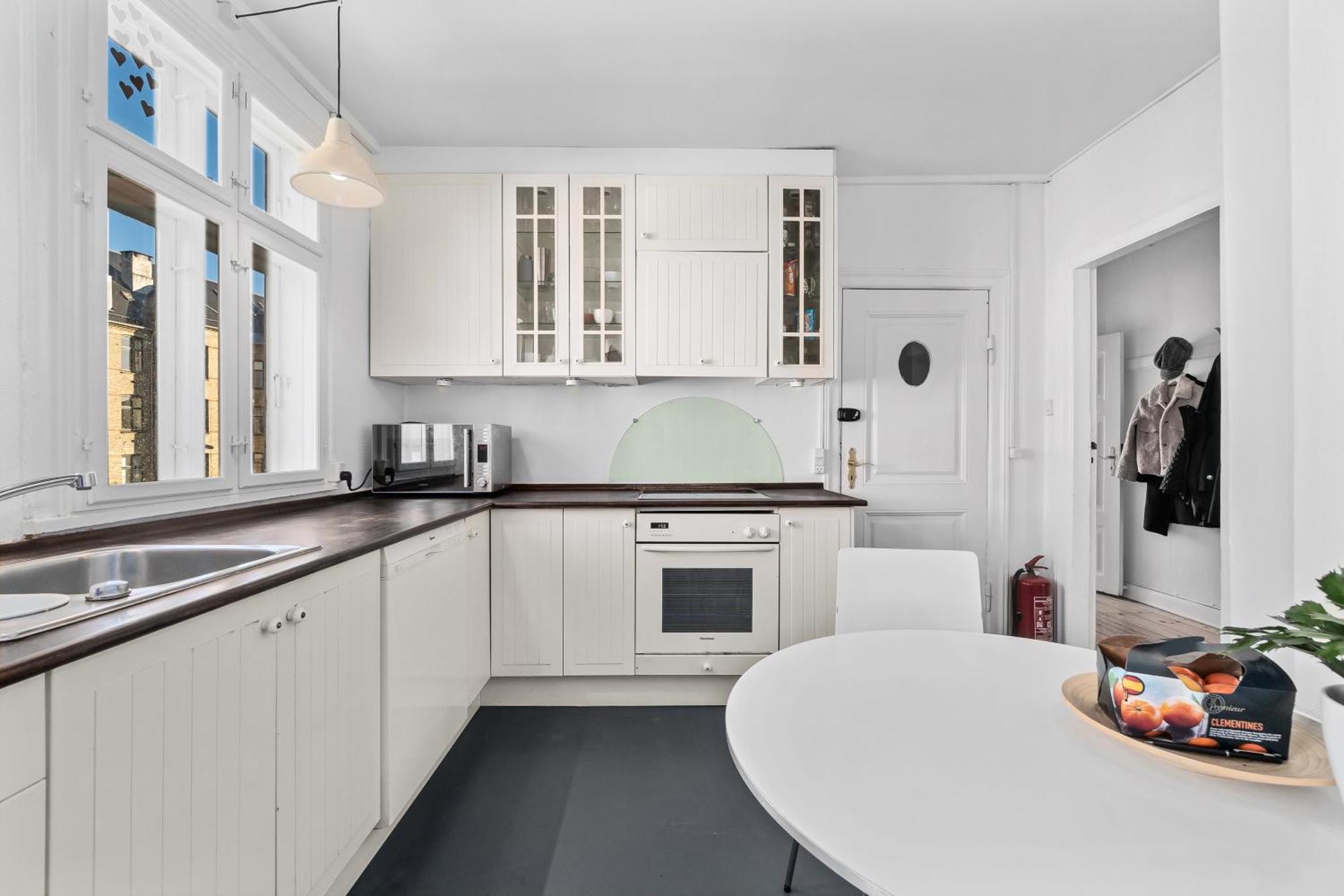 In Quiet White Hortensiavej 8 On Frederiksberg C Vandrerhjem København